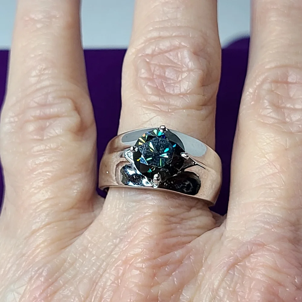 Moissanite 2 Carat Mens/ Unisex Ring